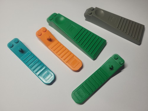 Lego brick axle separator - &,